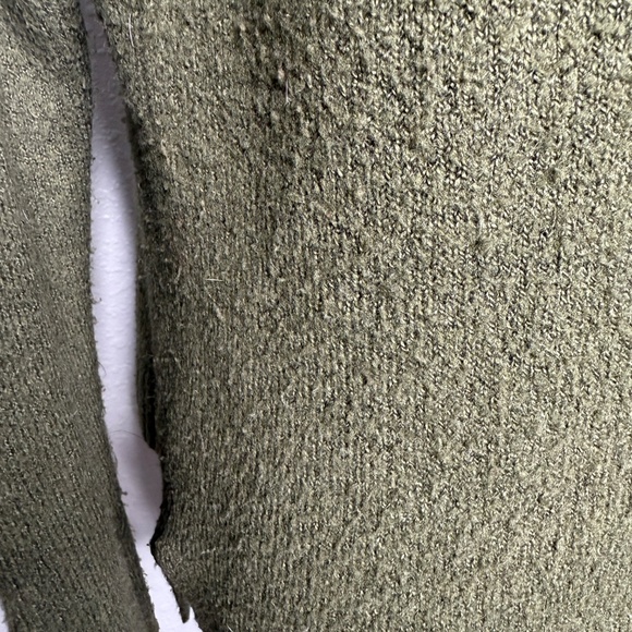 Banana‎ Republic Olive Green Turtleneck small sweater - Picture 5 of 9